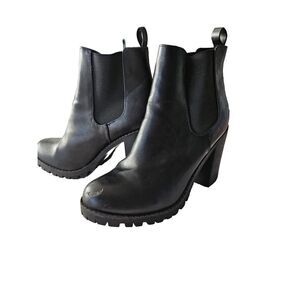Womens Block Heel Ankle Boot Size 8‎